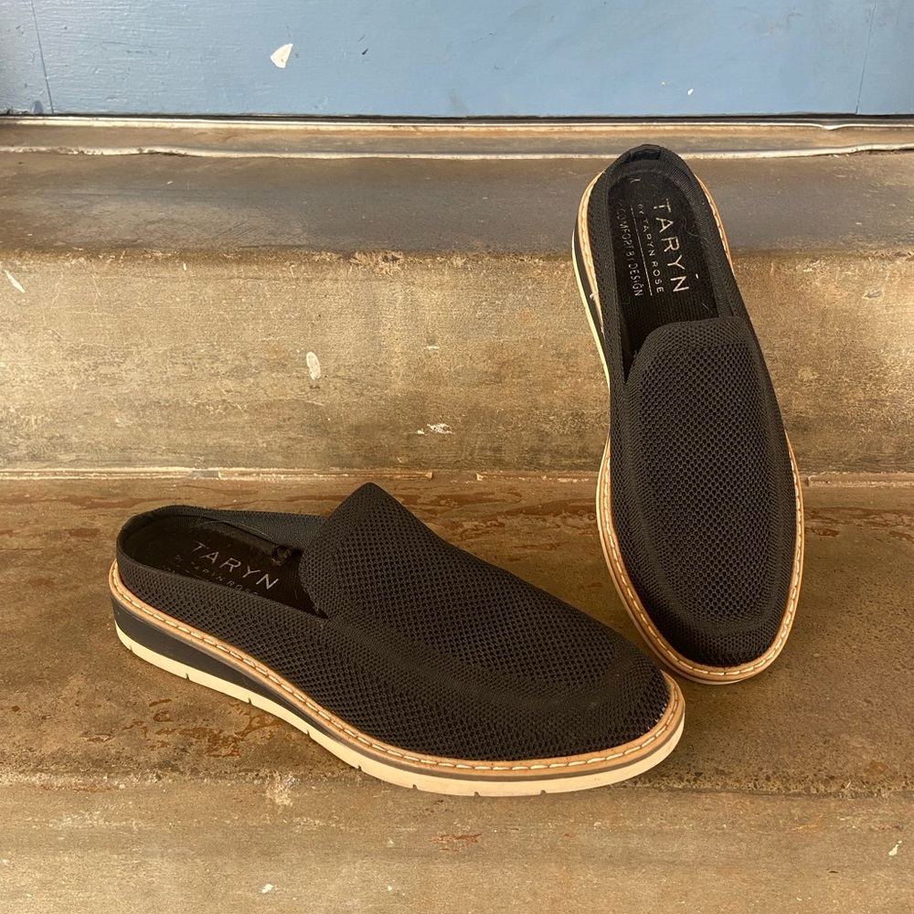 Taryn by Taryn Rose Black Knit Slip-On  Casual Mule Shoes